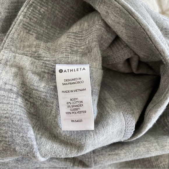 {Athleta} Be Present Crop Legging - Picture 7 of 7